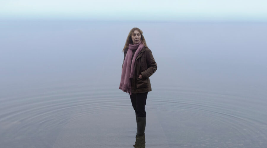 Cecilia (Claudia Di Girolamo) In Una Scena Di 