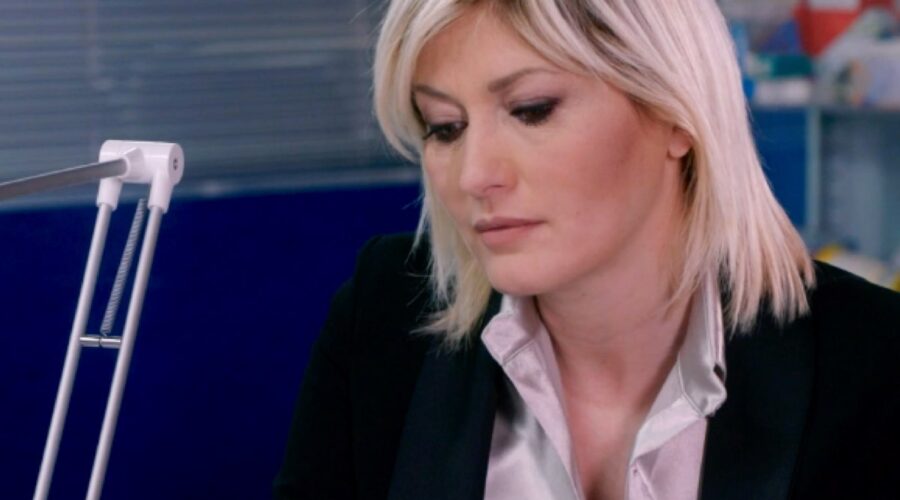 Chiara Conti Interpreta Lara Martinelli In 