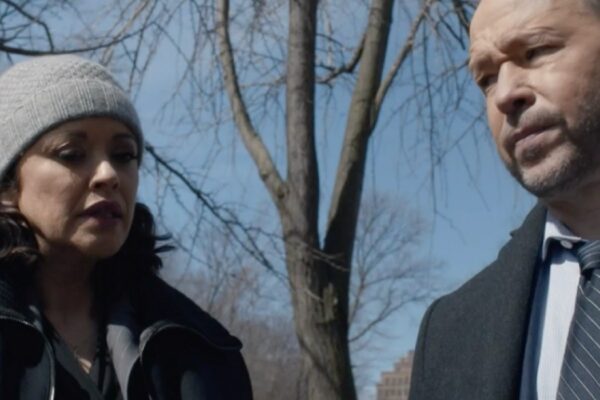 Da Sinistra Screenshot di Marisa Ramierez (Maria) e Donnie Wahlberg (Danny) In Una Scena Di 