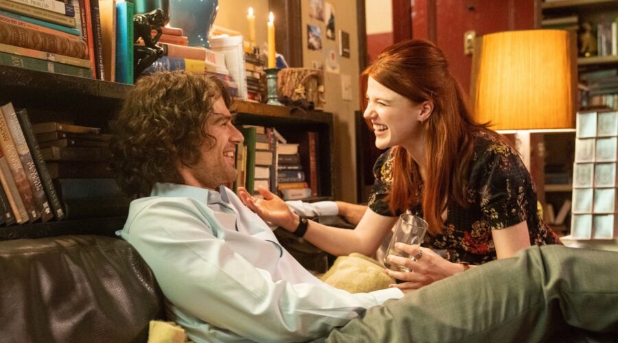 Da Sinistra: Theo James e Rose Leslie In