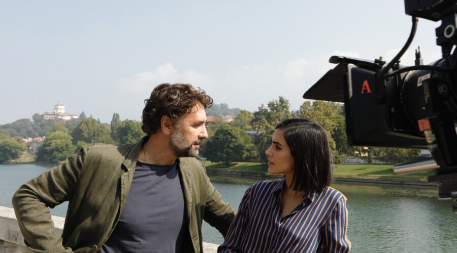 Da sinistra: Raoul Bova (Roberto Beltrami) e Rocío Muñoz Morales (Victoria Bonetto) in una scena di 