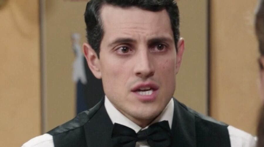 Emanuel Caserio (Salvatore Amato) in una scena della puntata 119 de