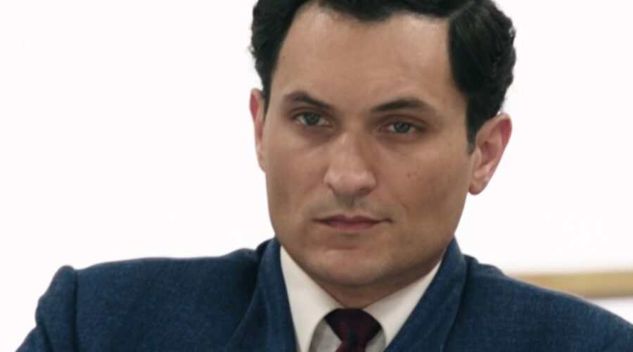 Alessandro Tersigni (Vittorio Conti) in una scena della puntata 158 de