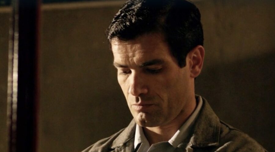 Marco Bonini (Corrado Colombo) in una scena della puntata 12 de