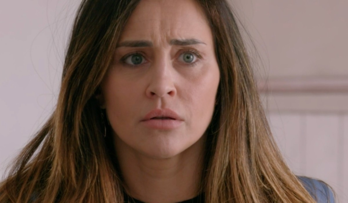 Ilenia Lazzarin Interpreta Viola In