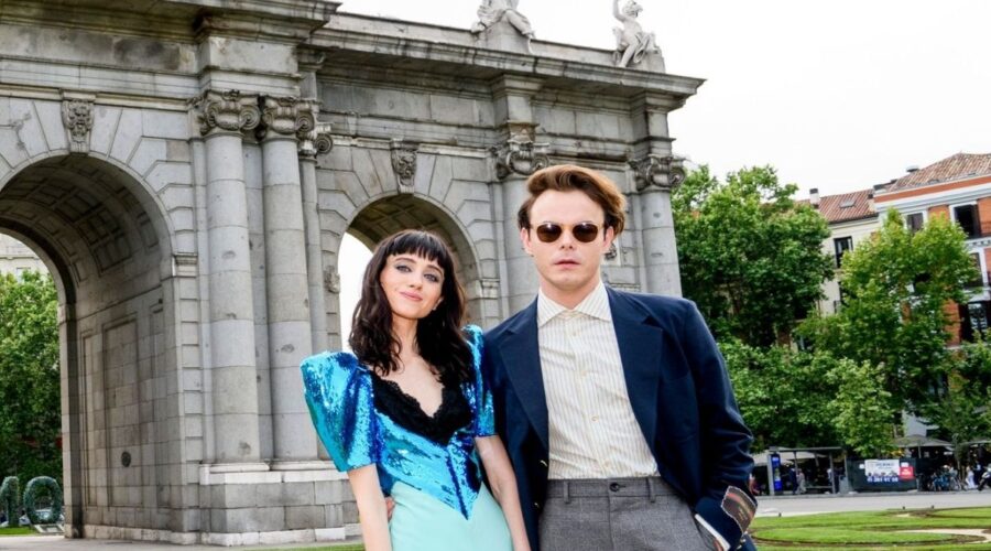 Da sinistra: Natalia Dyer e Charlie Heaton a Madrid. Credits: Juan Naharro Gimenez/Getty Images for Netflix.