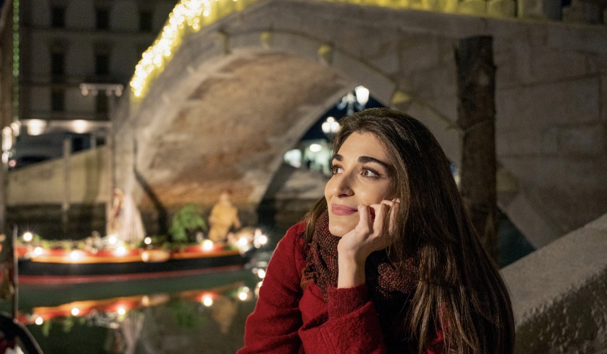 Pilar Fogliati protagonista di “Odio il Natale”, la nuova serie Netflix. Credits: Netflix Italia/Lux Vide.