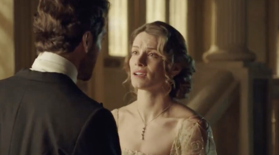 Mariona Tena (Blanca Silva Torrealba) in una scena del trailer di 