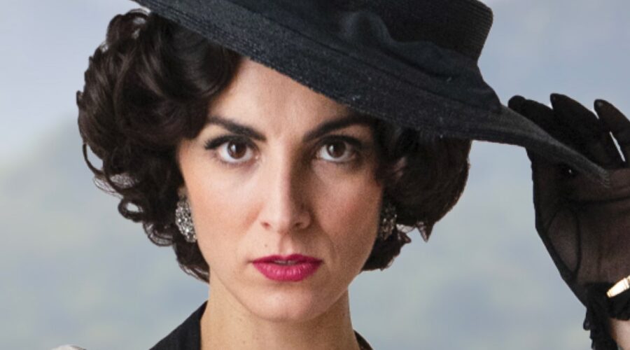 Silvia Acosta Interpreta Patricia In 