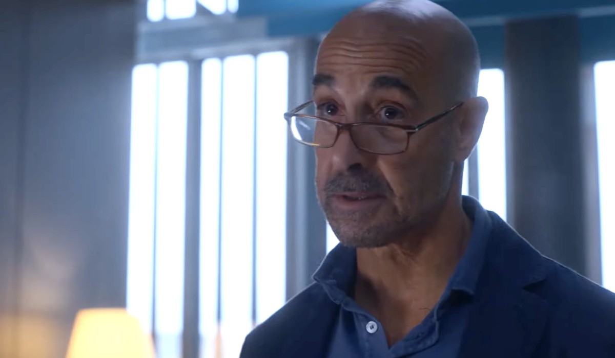 Stanley Tucci (Frank Wild) in una scena del trailer spagnolo de