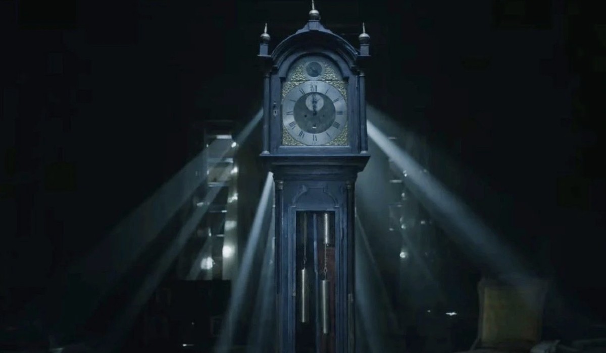 Stranger Things 4 Significato Orologio A Pendolo Stranger Things 4 Significato Orologio A Pendolo