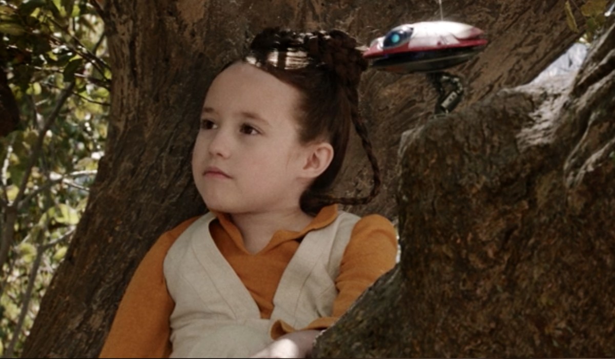 Vivien Lyra Blair (Leila) nel primo episodio di 