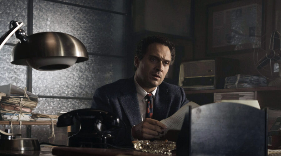 Claudio Santamaria (Antonio Nicastro) in una scena di “L’Ora - Inchiostro contro piombo”. Credits: Ufficio stampa Mediaset