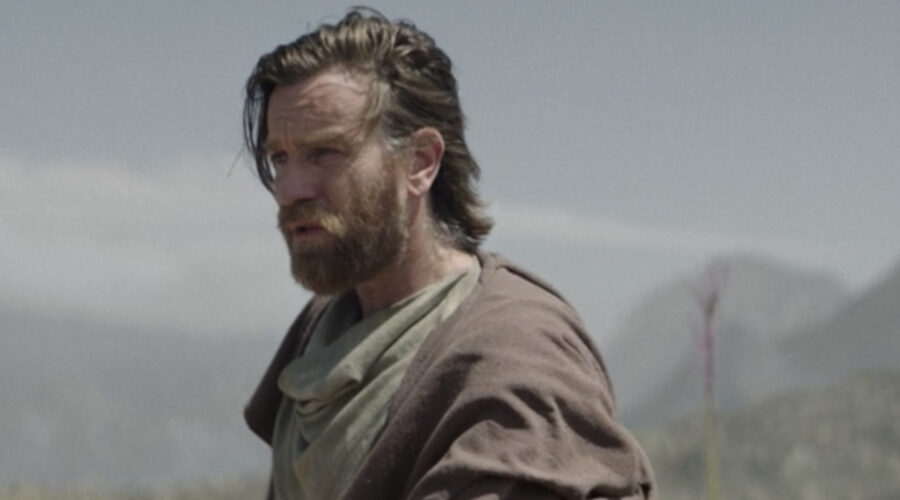 Ewan Mcgregor (Obi Wan Kenobi) nel terzo episodio di 