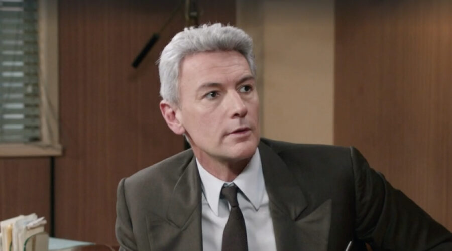 Roberto Farnesi (Umberto Guarnieri) in una scena della puntata 157 de