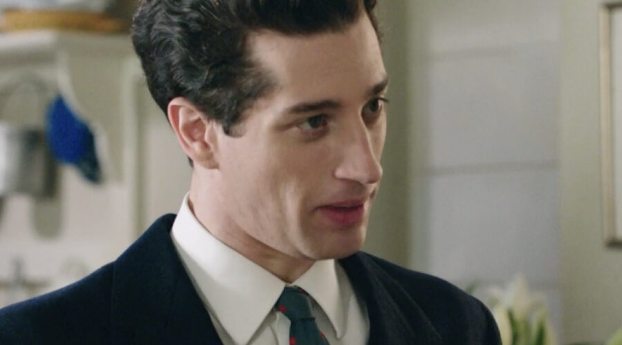 Moisé Curia (Marco di Sant’Erasmo) in una scena della puntata 159 de