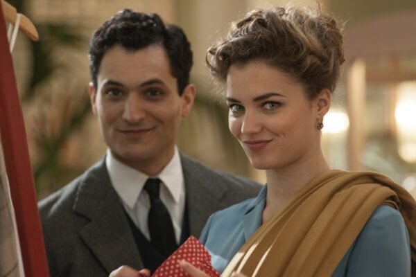 Da sinistra: Alessandro Tersigni (Vittorio Conti) e Giusy Buscemi (Teresa Iorio) in un posato per le prime due stagione de 