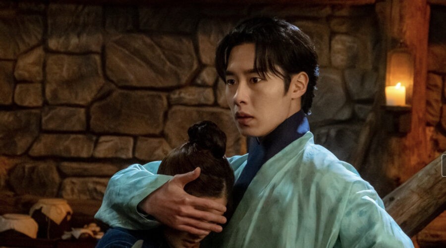Jung So-min, Jae-wook Lee In Alchemy Of Souls Credits Netflix