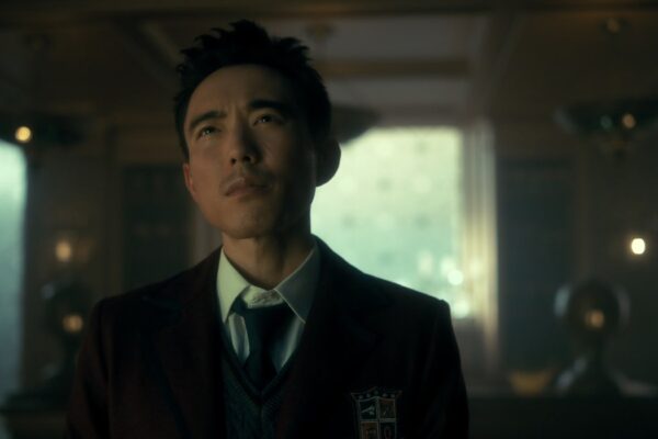 Justin H. Min Interpreta Ben In