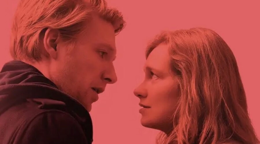 Merritt Wever E Domhnall Gleeson In Run Credits Sky Hbo