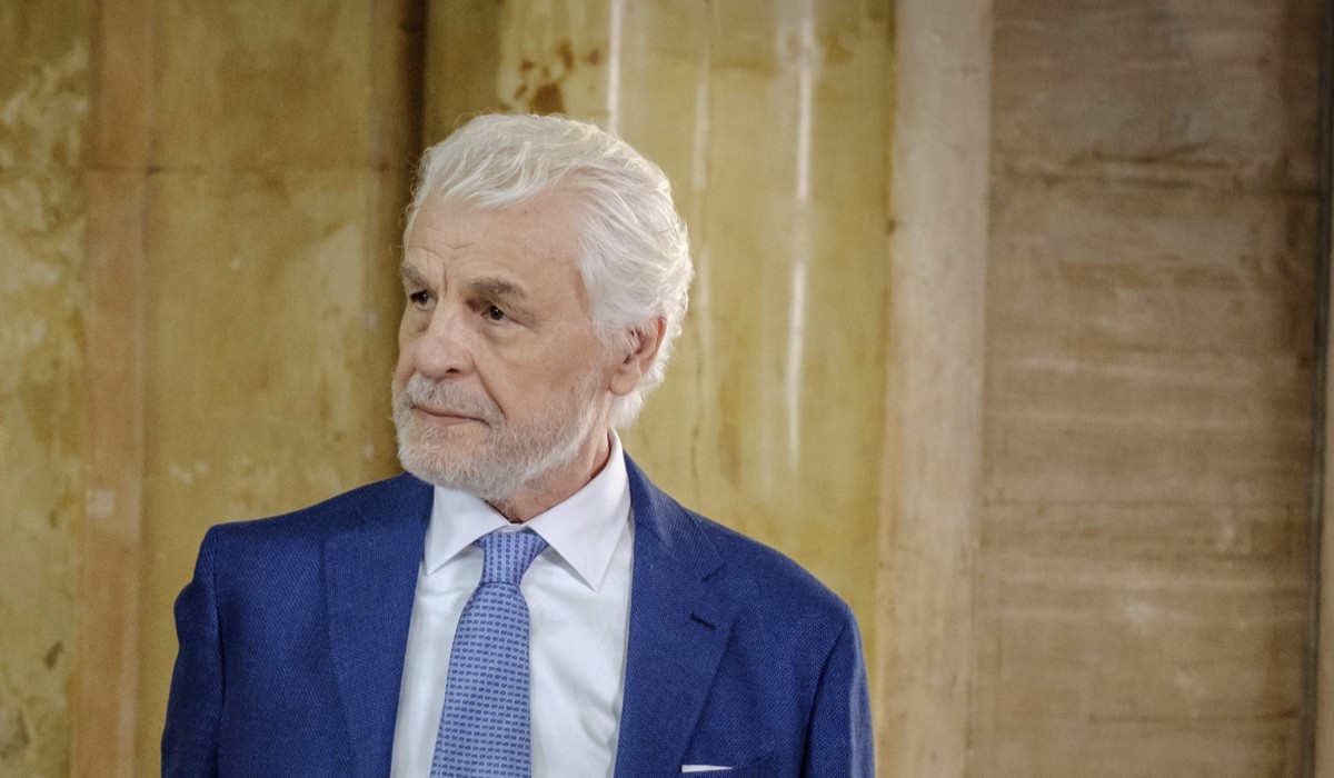 Michele Placido in una scena di