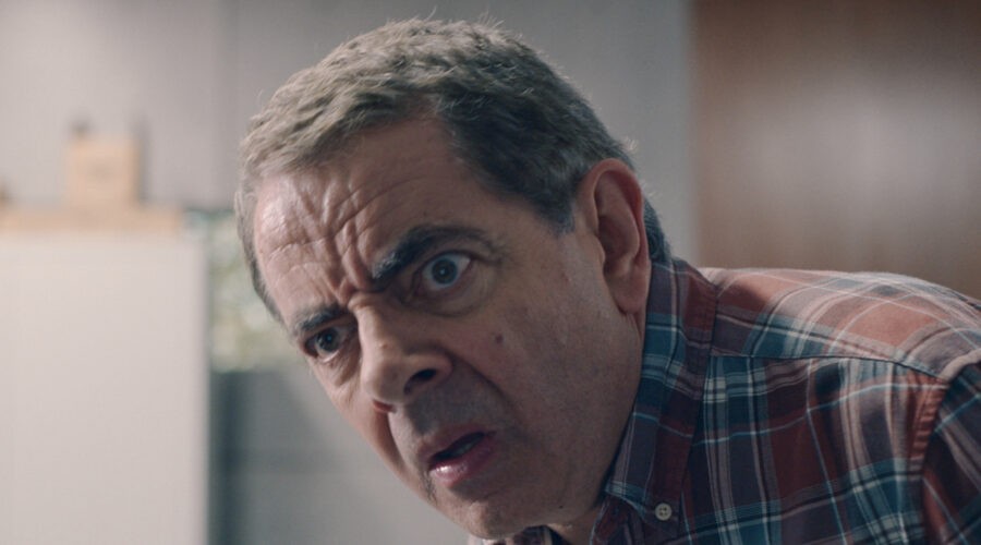 Rowan Atkinson In Man Vs Bee Credits Netflix