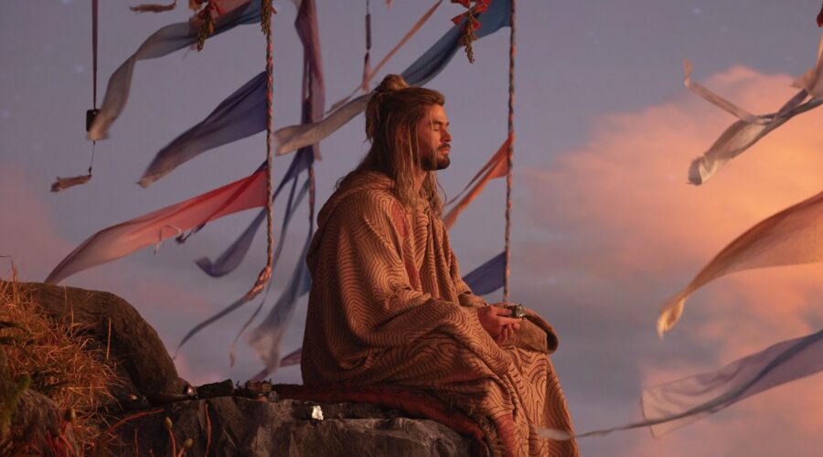 Chris Hemsworth (Thor) medita in