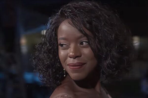 Melissa Kiplagat in un fotogramma del trailer di “Country Queen”. Credits: cattura schermo/Netflix.
