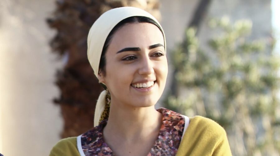 Selin Genç (Gulten) in una scena di “Terra Amara”. Credits: RTI Mediaset.