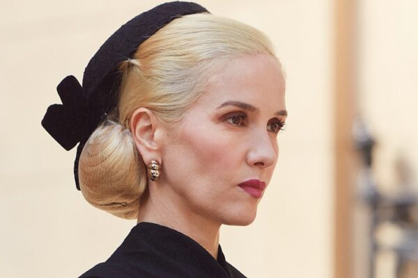 Natalia Oreiro Interpreta Eva Peron In