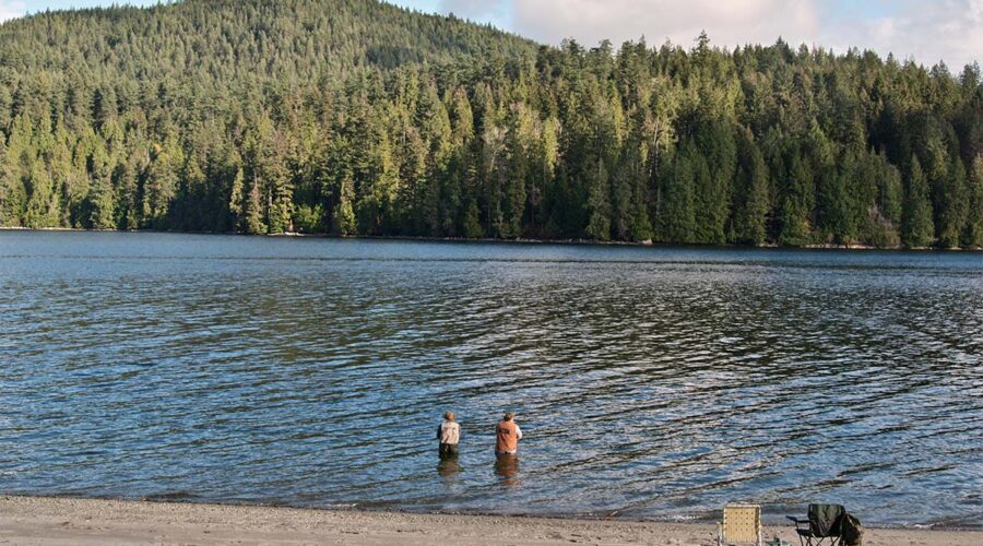 Tim Matheson (Doc Mullins) e Trevor Lerner (Bert) in 