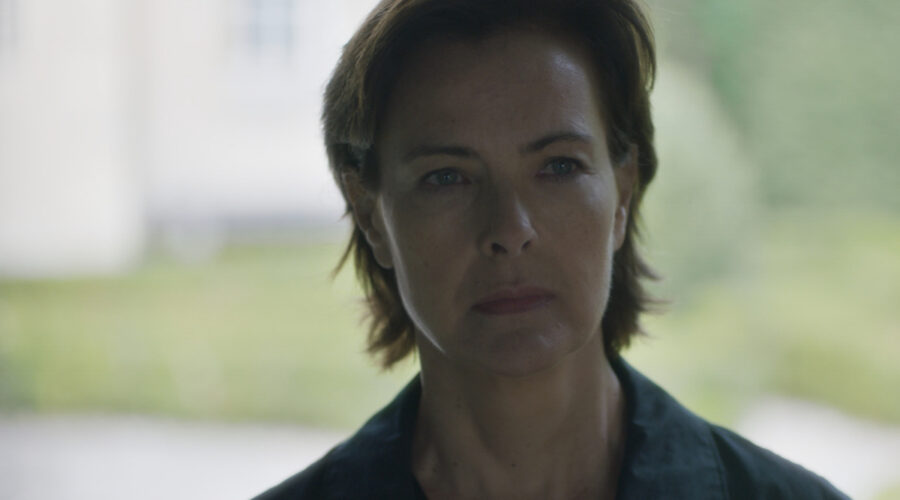 Carole Bouquet (Jeanne/La Mantide) in una scena de “La Mantide”. Credits: Mediaset
