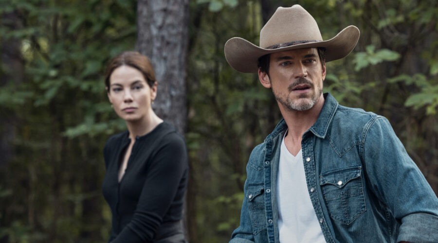 Echoes. (L To R) Michelle Monaghan As Gina Mccleary, Matt Bomer As Jack In Episode 101 Of Echoes. Cr. Jackson Lee Davis/netflix © 2022