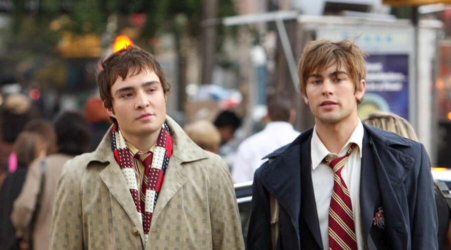 Da sinistra: Ed Westwick Ee Chace Crawford in una scena di 