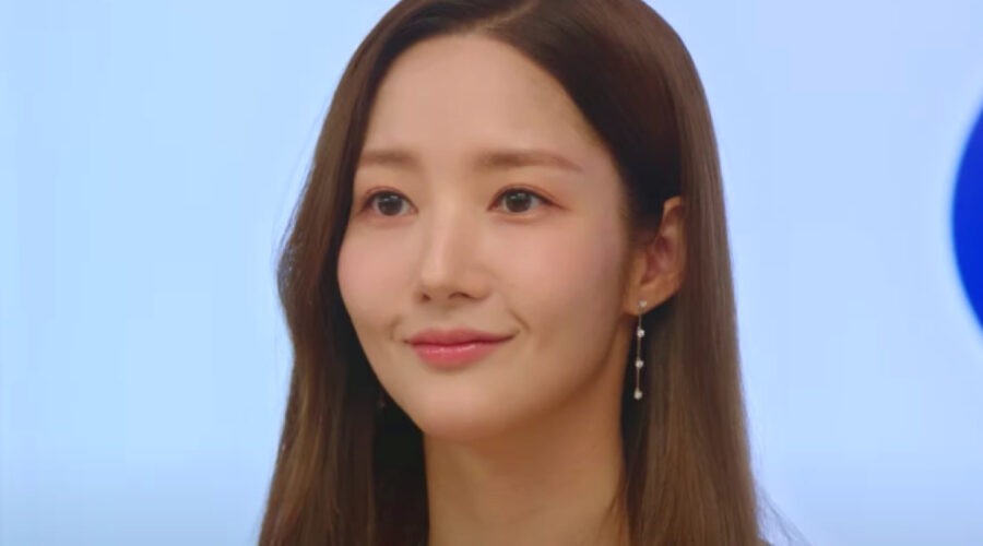 Fotogramma di Park Min-young in una scena dal trailer ufficiale di