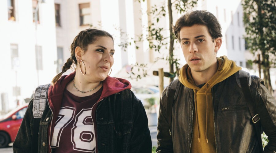 Da sinistra: Martina Lelio (Federica Cacciotti) e Francesco Centorame (Elia Santini) in una scena di 