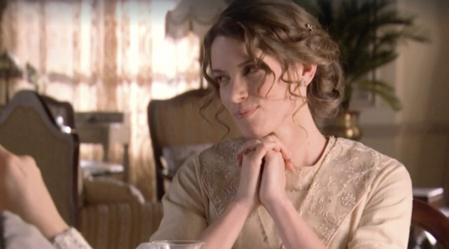 Mariona Tena (Blanca Silva Torrealba) in una scena della puntata 11 di 
