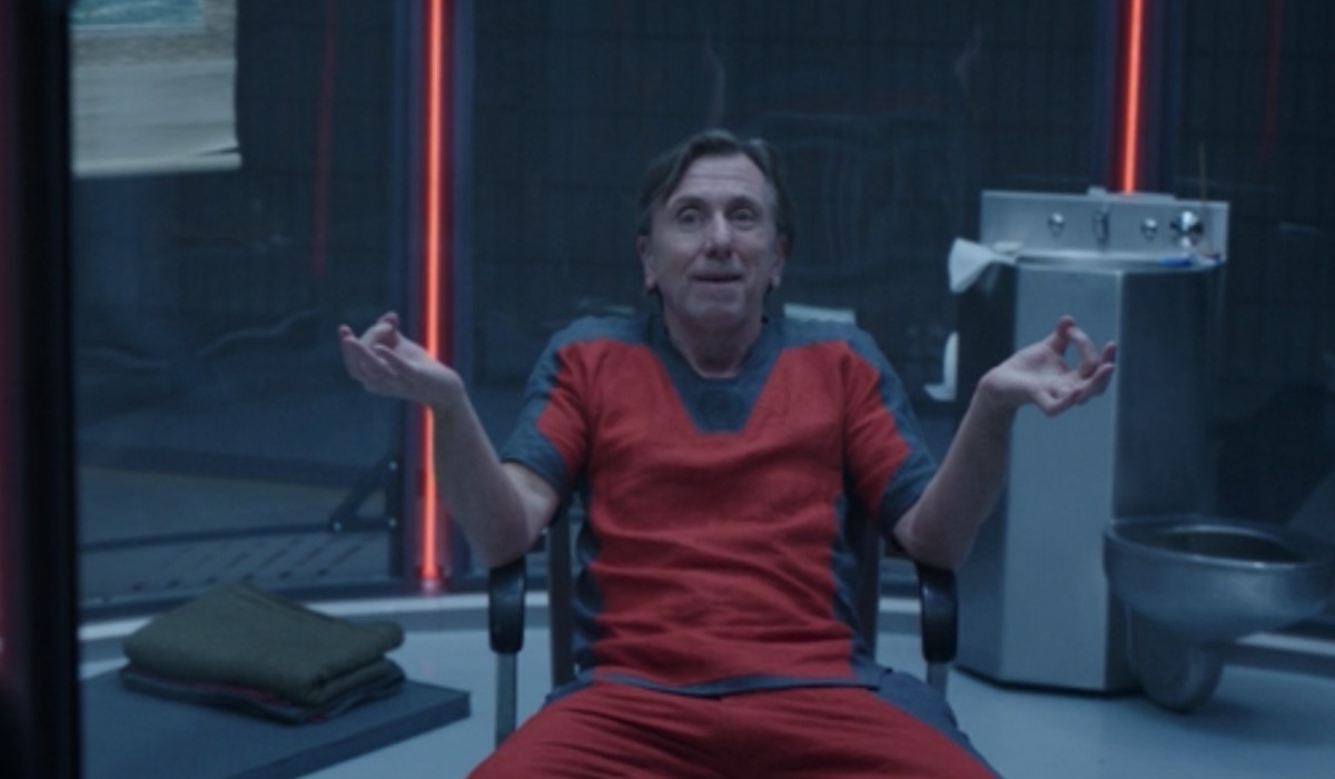 Tim Roth nel secondo episodio di