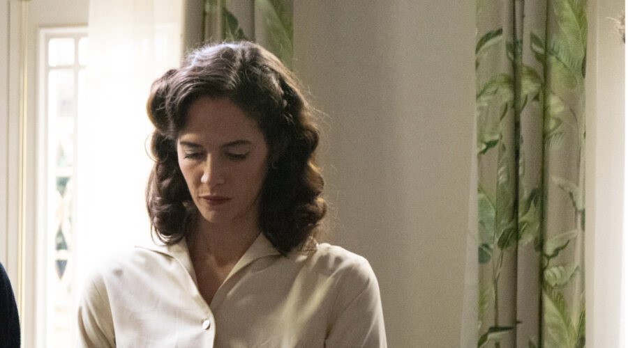 Bárbara Oteiza (Inés) in una scena di “Un altro domani”. Credits: Mediaset