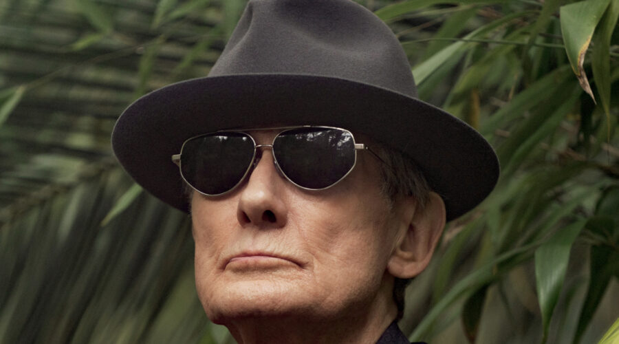 Bill Nighy In L'uomo Che Cadde Sulla Terra Credits Paramount Plus