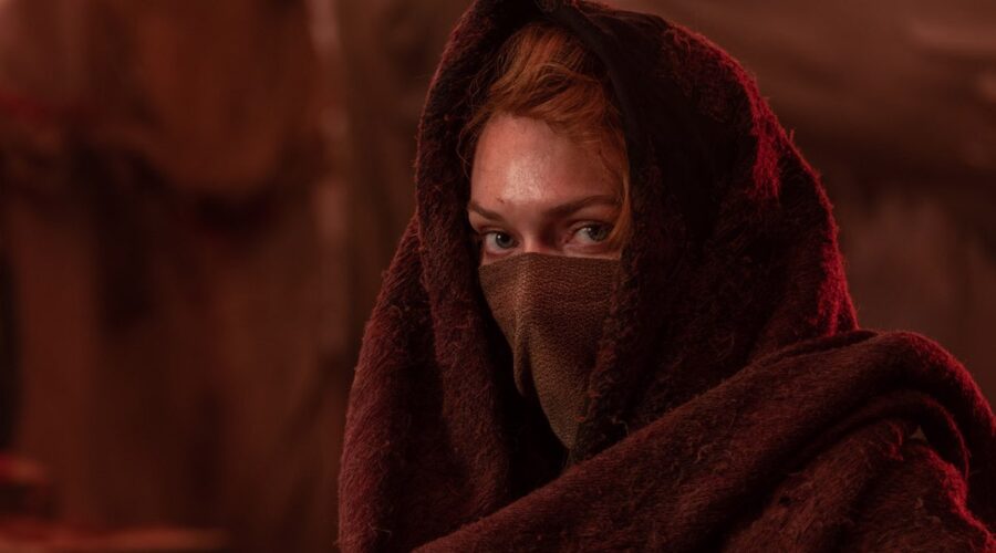 Eleanor Tomlinson interpreta Amy in una scena di 