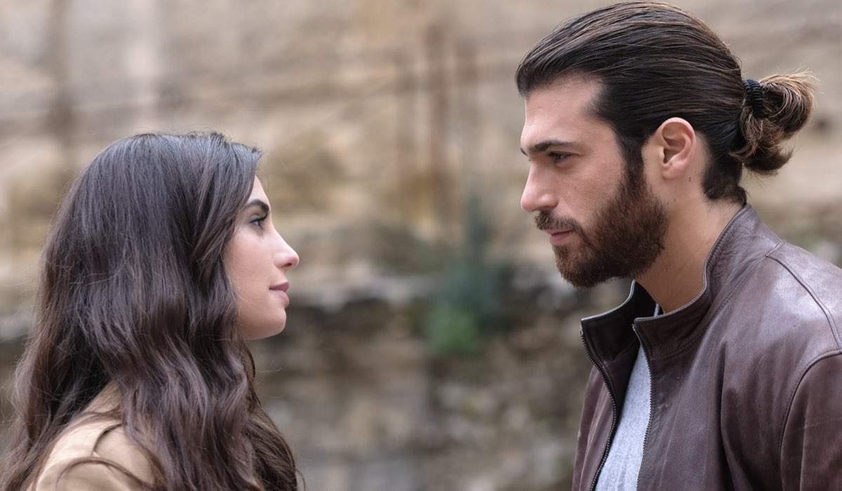 From left: Francesca Chillemi (Viola Vitale) and Can Yaman (Francesco Demir) in a scene from 