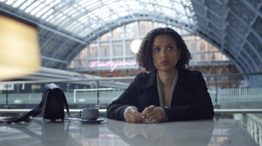 Gugu Mbatha-Raw in una scena di “Surface” Credits: Apple Tv Plus.