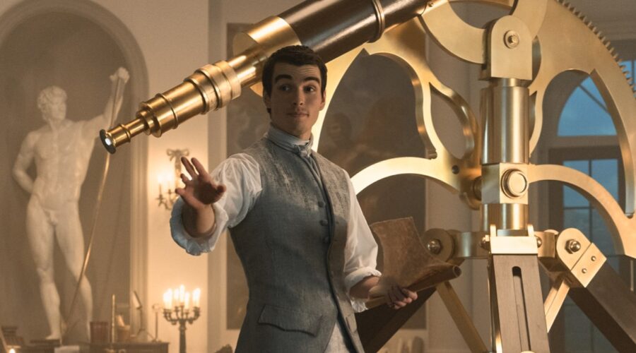 Corey Mylchreest interprete la giovane re Giorgio III in “La regina Carlotta - Una storia di Bridgerton”. Credits: Netflix.