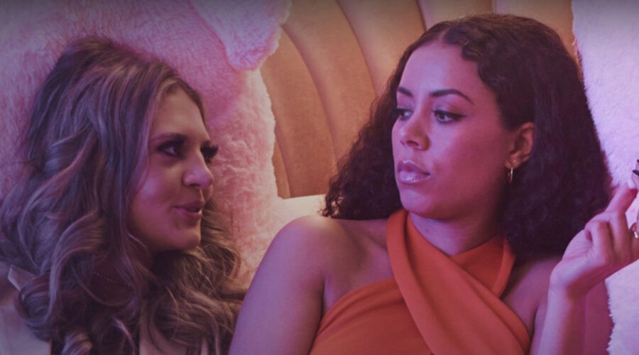 Nicôle Lecky E Lara Peake In Mood Credits Disney Plus