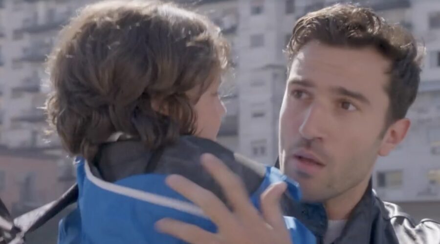 Screenshot di Damiano (Luigi Miele) e Manuel (Manuel D'angelo) In