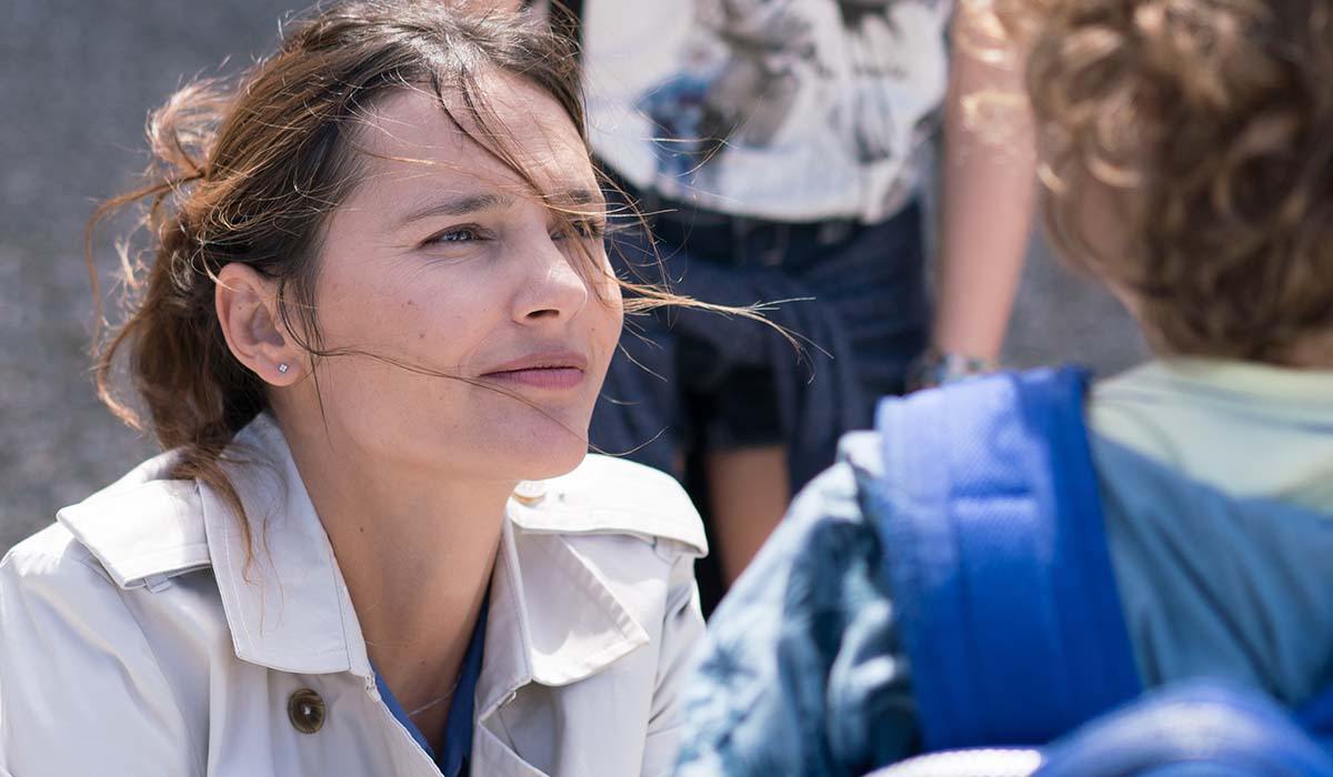 Virginie Ledoyen in una scena della serie televisiva