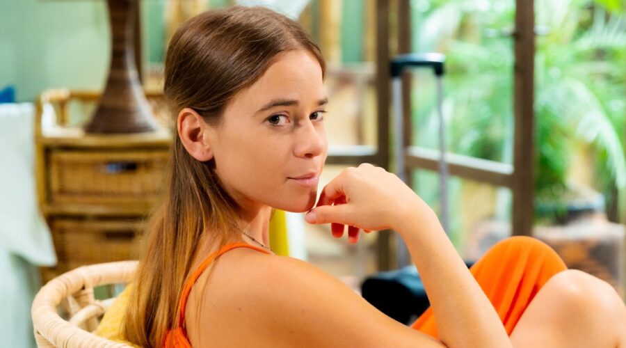 Alessandra Masi interpreta Chiara in