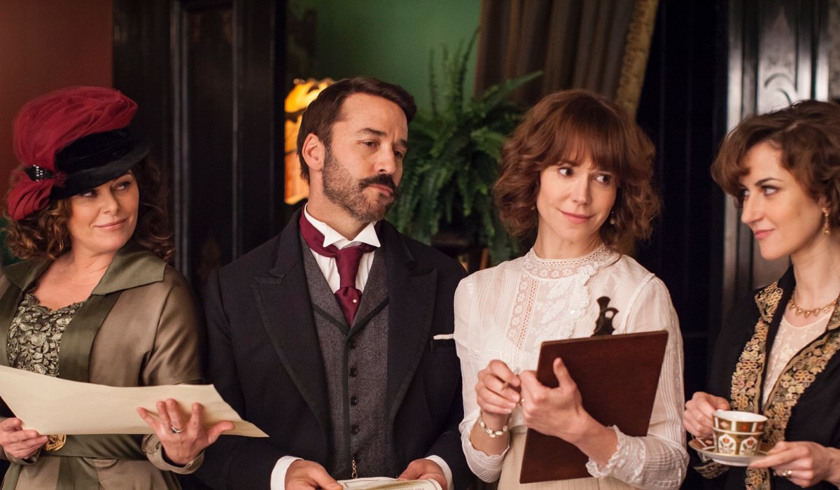 Da sinistra: Polly Walker, Jeremy Piven. Frances O'Connor e Katherine Kelly in