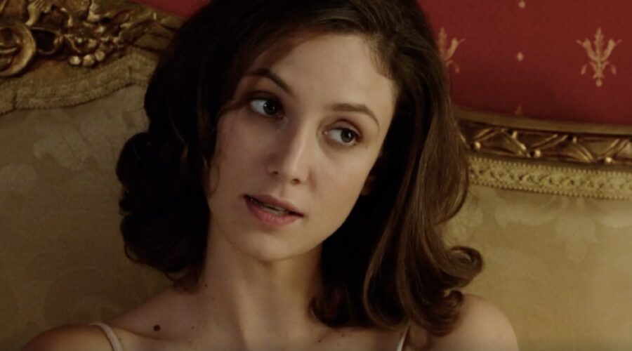 Lucrezia Massari (Flora Gentile Ravasi) in una scena della puntata 13 de